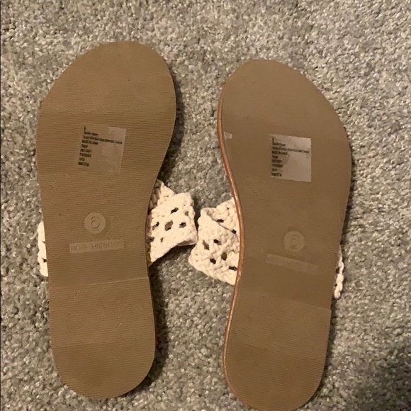 Sandals - Picture 2 of 2